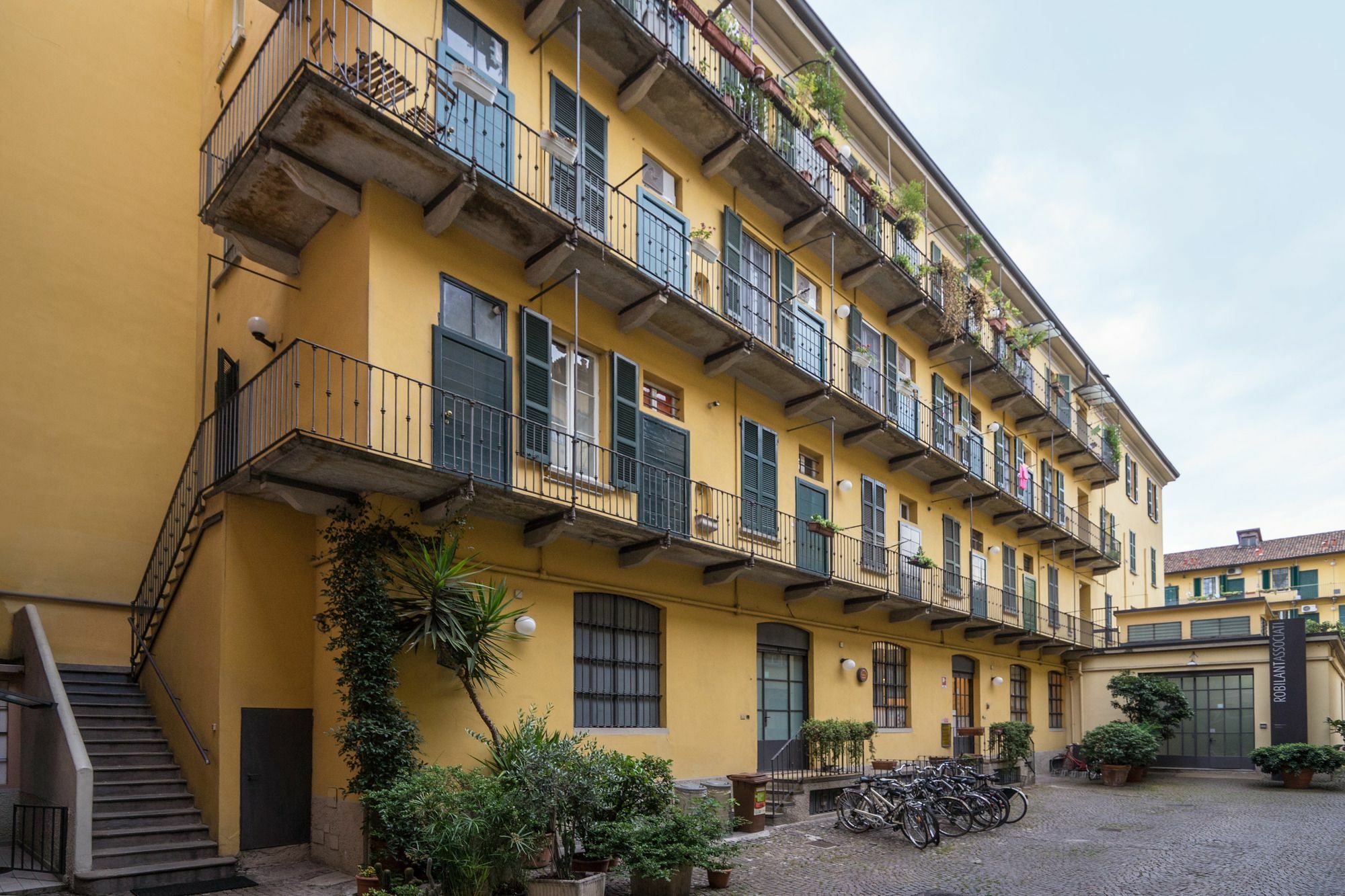 Milano Apartments Navigli Exteriör bild