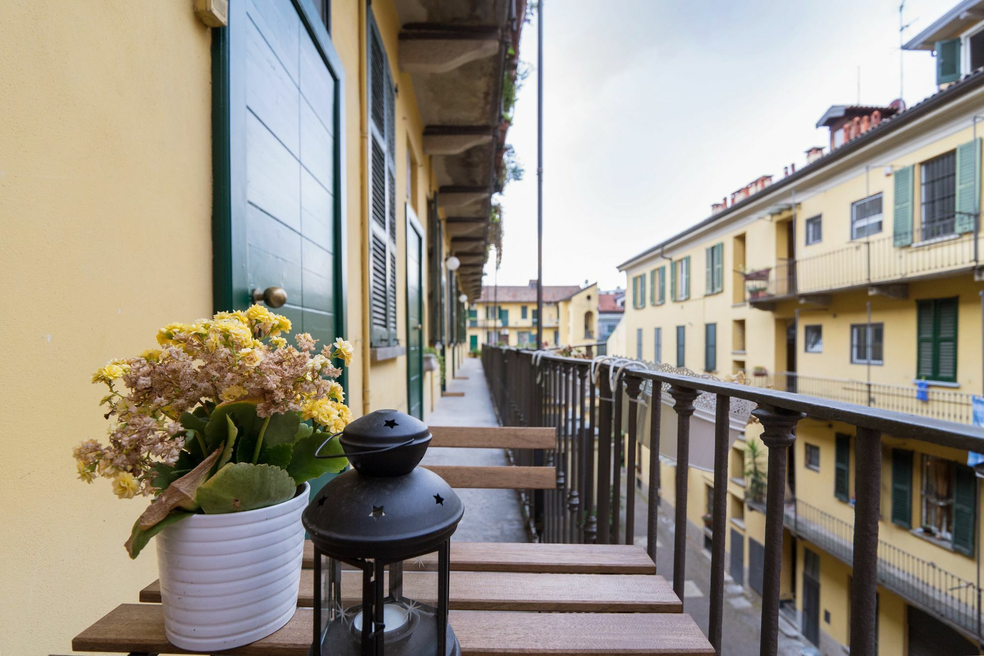 Milano Apartments Navigli Exteriör bild
